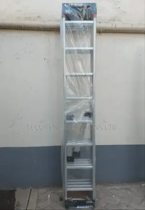4x8 (4 Panels of 8 Steps Each) Aluminum Folding Ladder
