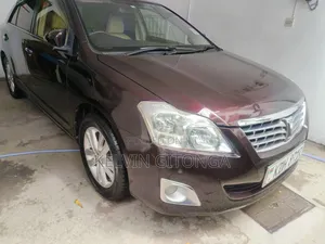 Toyota Premio 2014 Purple