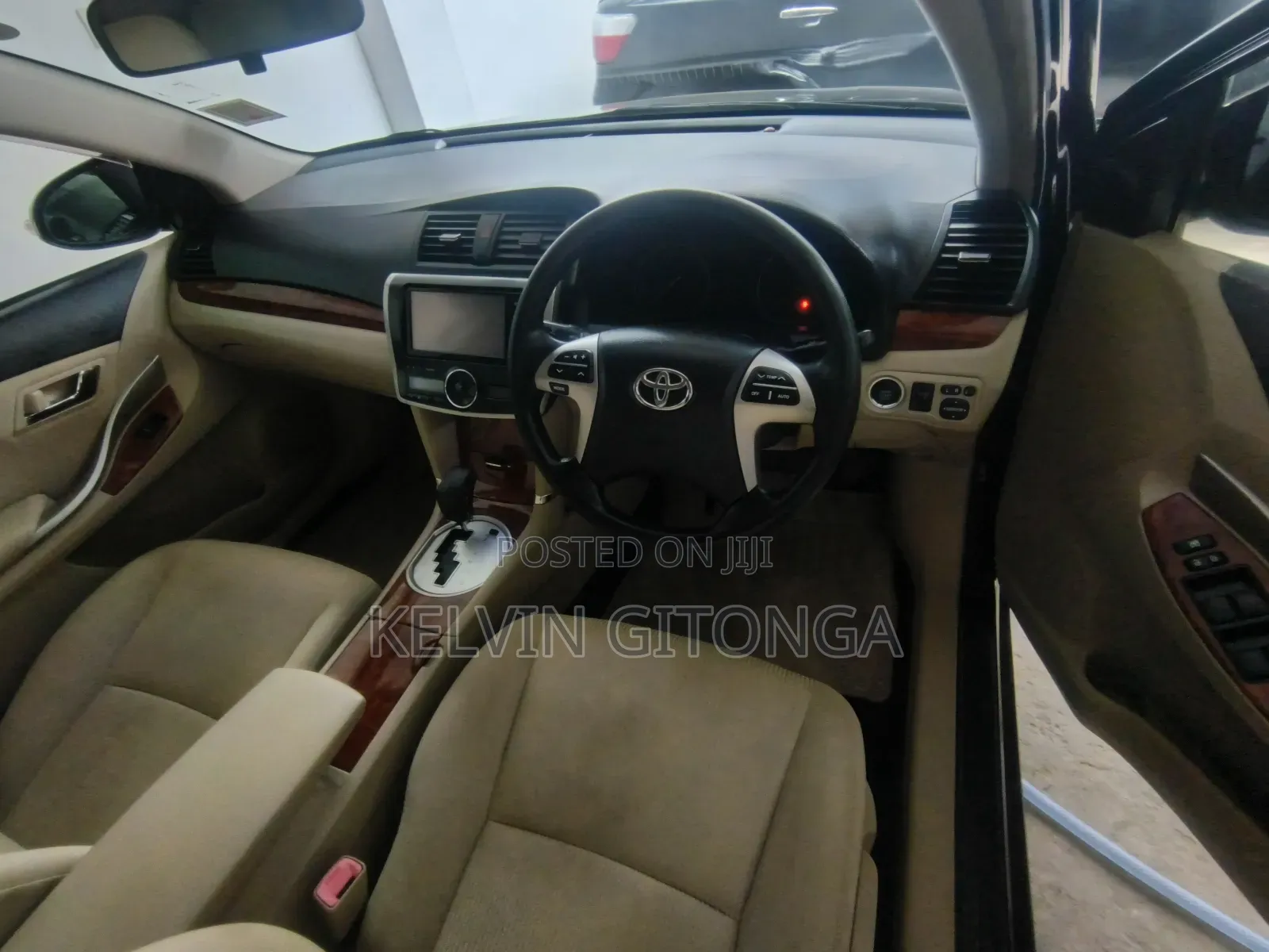 Toyota Premio 2014 Purple