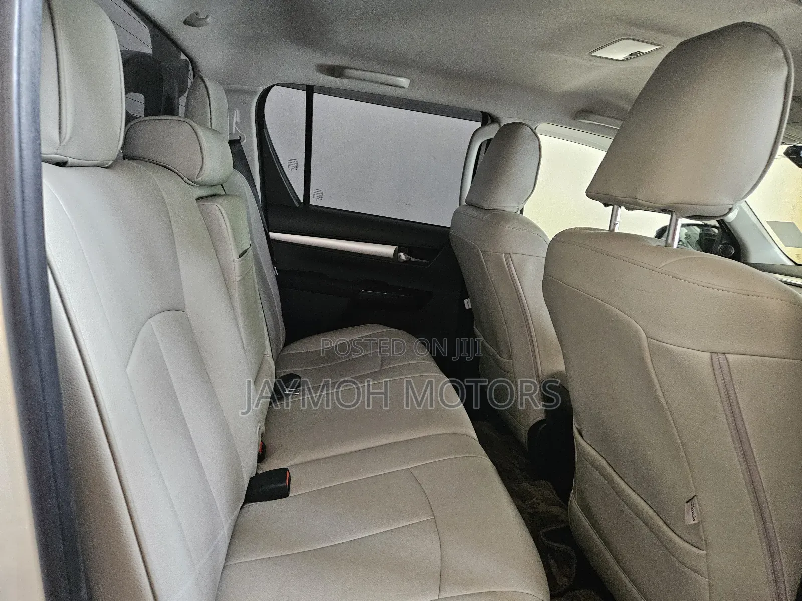 Toyota Hilux 2019 White