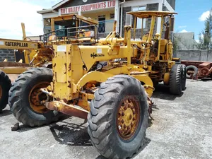 Komatsu Gd605a-3