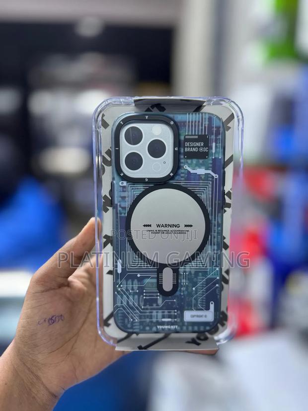 iPhone 14 Pro Max Cover - main view