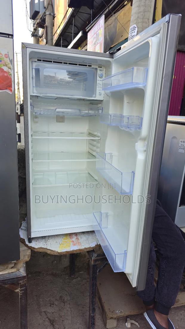 Samsung 195l Fridge - thumbnail 3