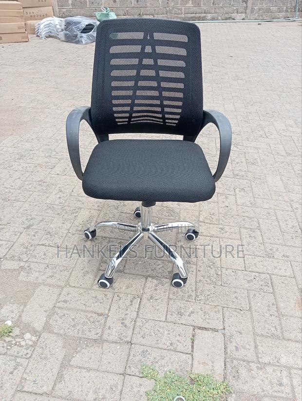 High Back Mesh Chair - thumbnail 2