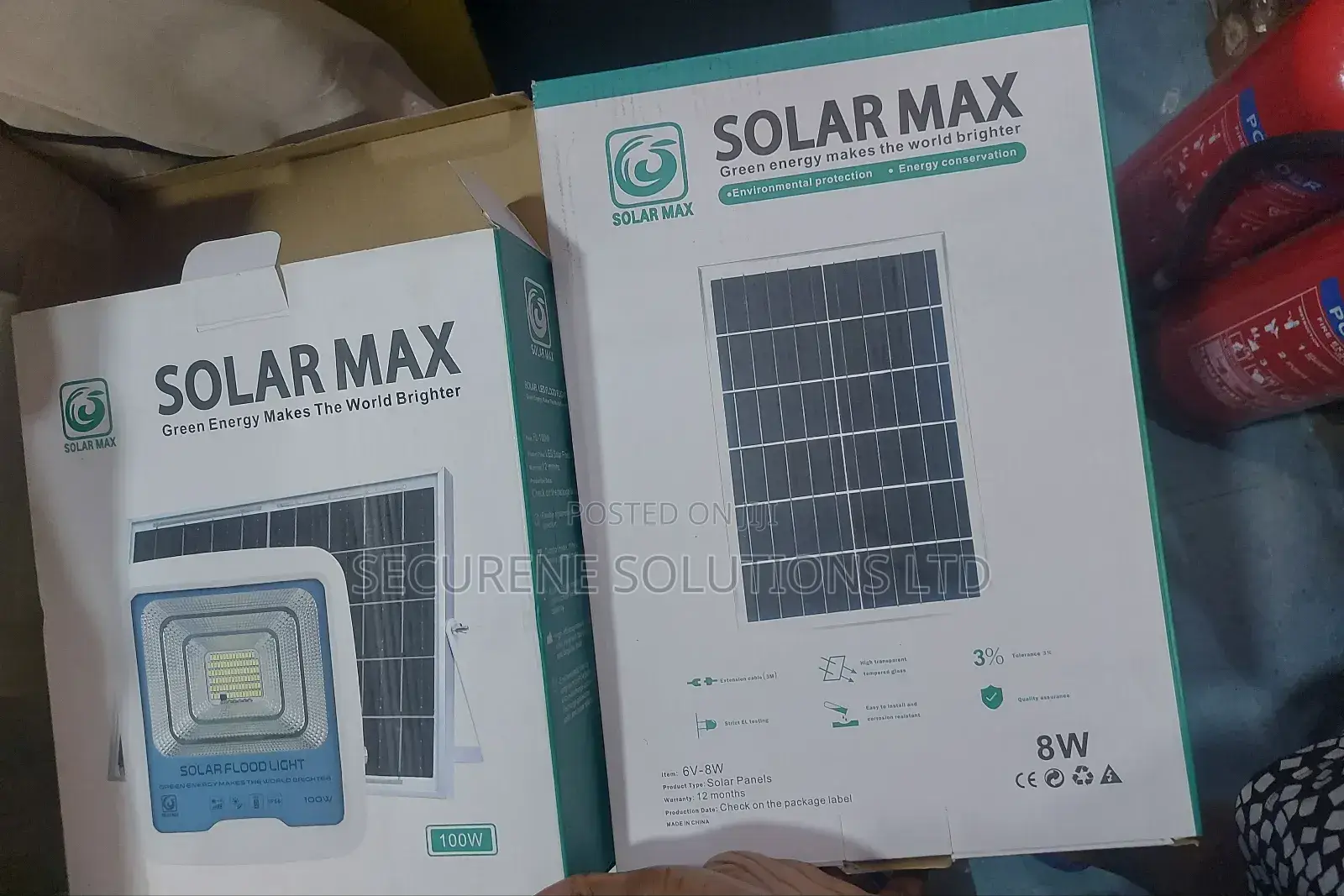 Solarmax Led Solar Floodlight With a Solar Panel