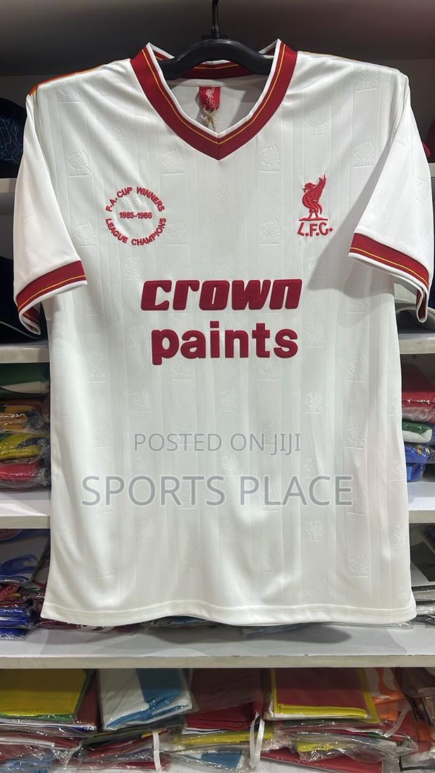 Liverpool Retro 1985/1986 Away Jersey
