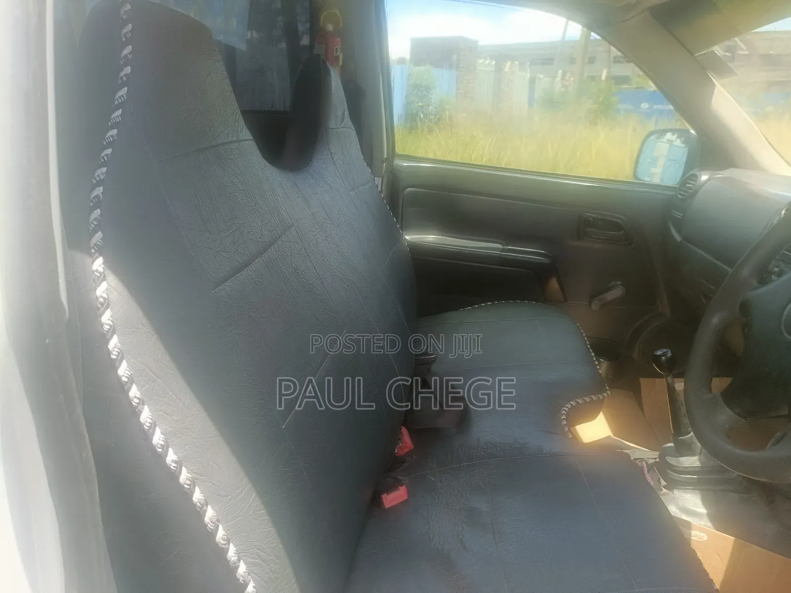 Isuzu D-MAX 2012 White