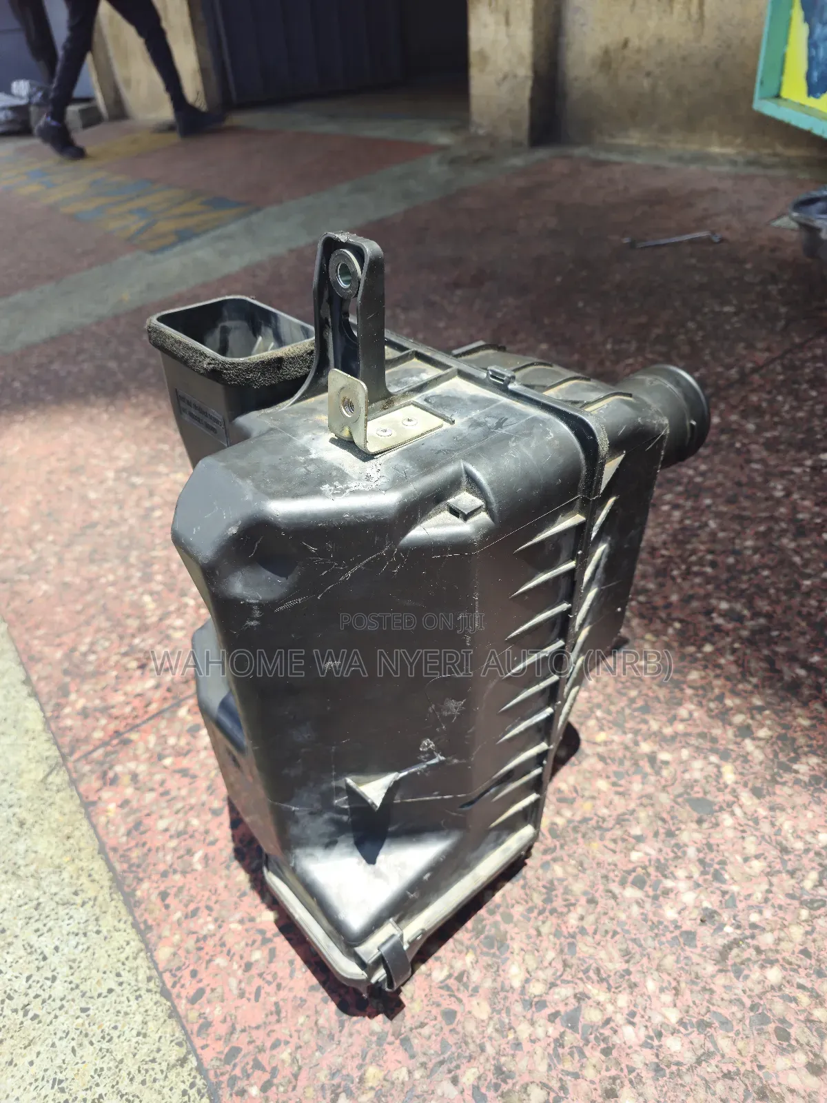 Toyota Hiace 7l Air Cleaner