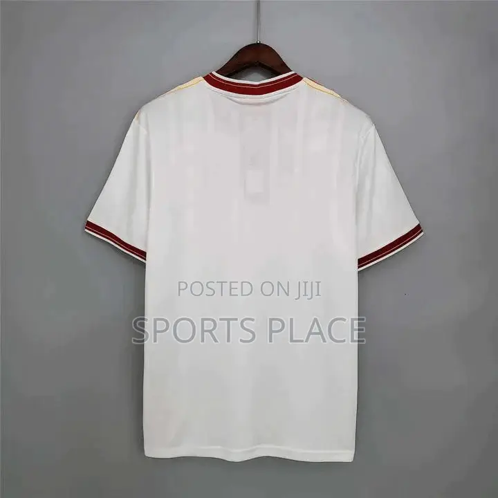 Liverpool Retro 1985/1986 Away Jersey