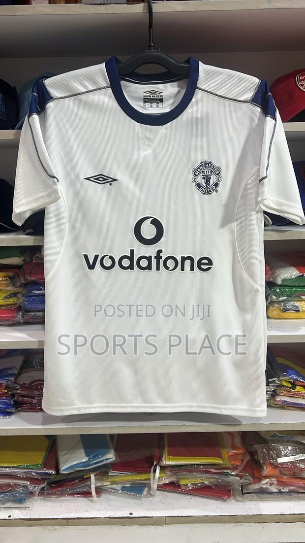 Manchester United 1999/00 ~ White Retro Away Shirt Jersey