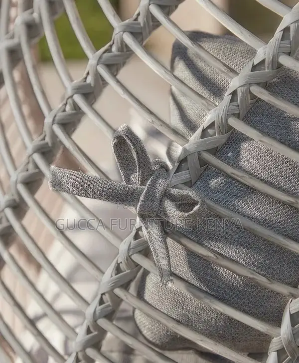 Home Chairs: Modern Outdoor Industrial Hanging Chair