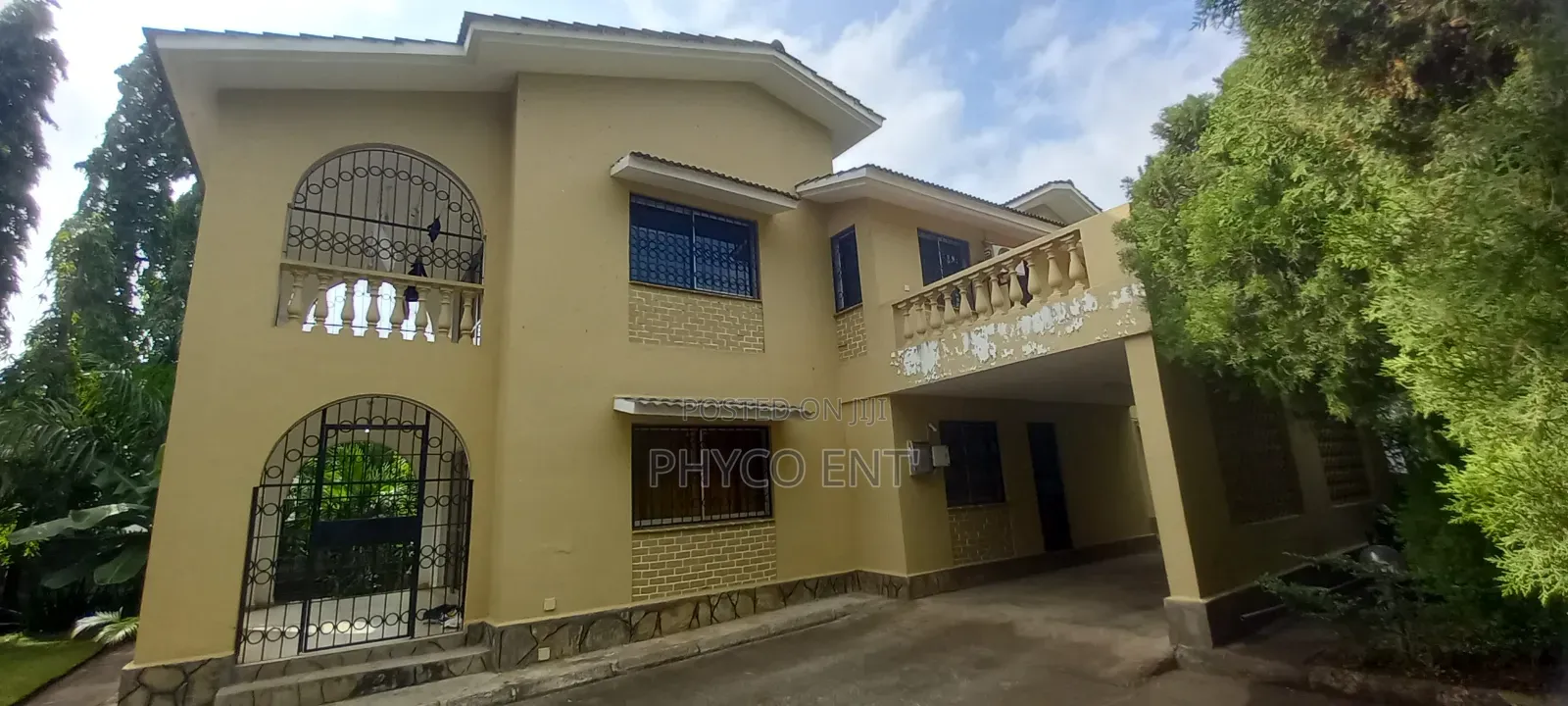 4bdrm Maisonette in Nyali Enclave for sale