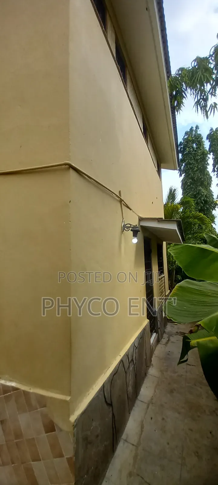 4bdrm Maisonette in Nyali Enclave for sale