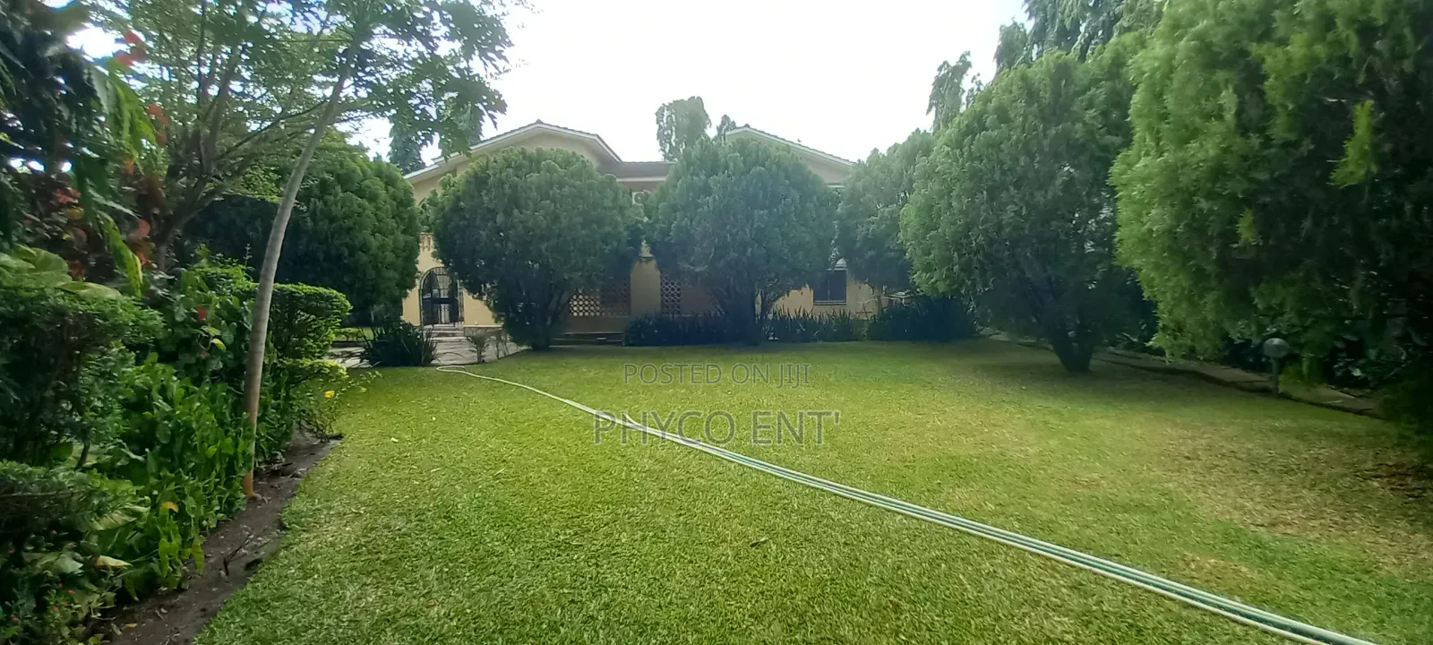 4bdrm Maisonette in Nyali Enclave for sale