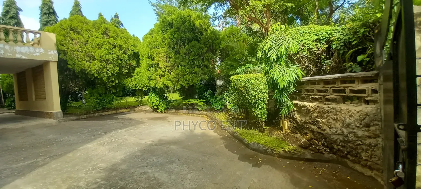 4bdrm Maisonette in Nyali Enclave for sale