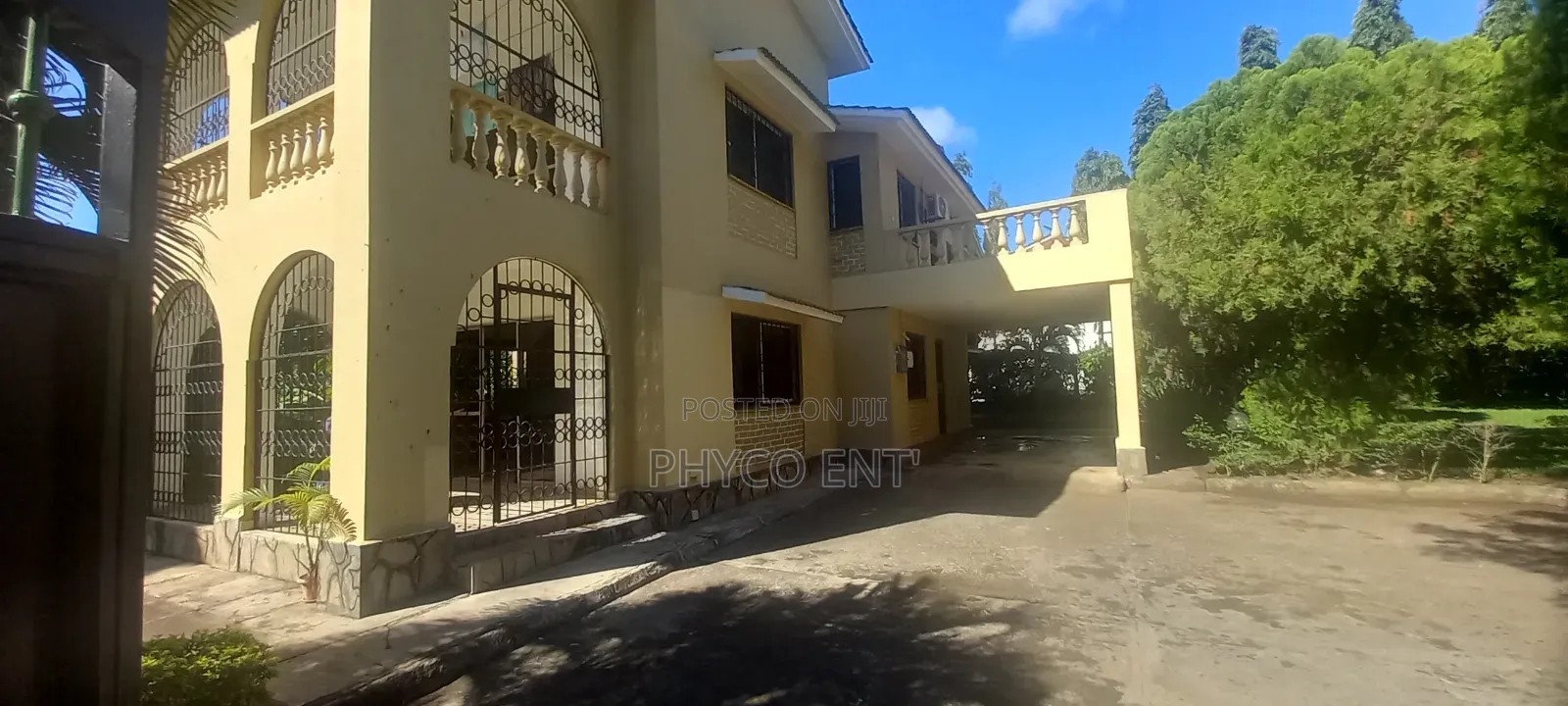 4bdrm Maisonette in Nyali Enclave for sale
