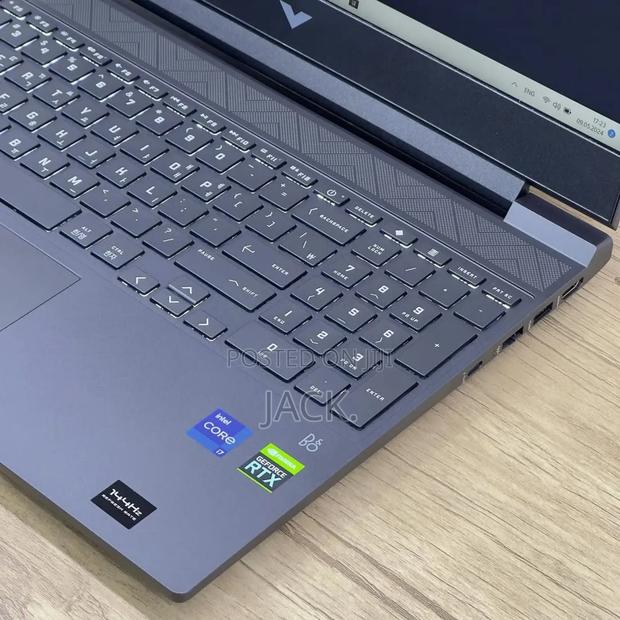 Laptop HP Victus 15 16GB Intel Core I7 SSD 1T - thumbnail 3