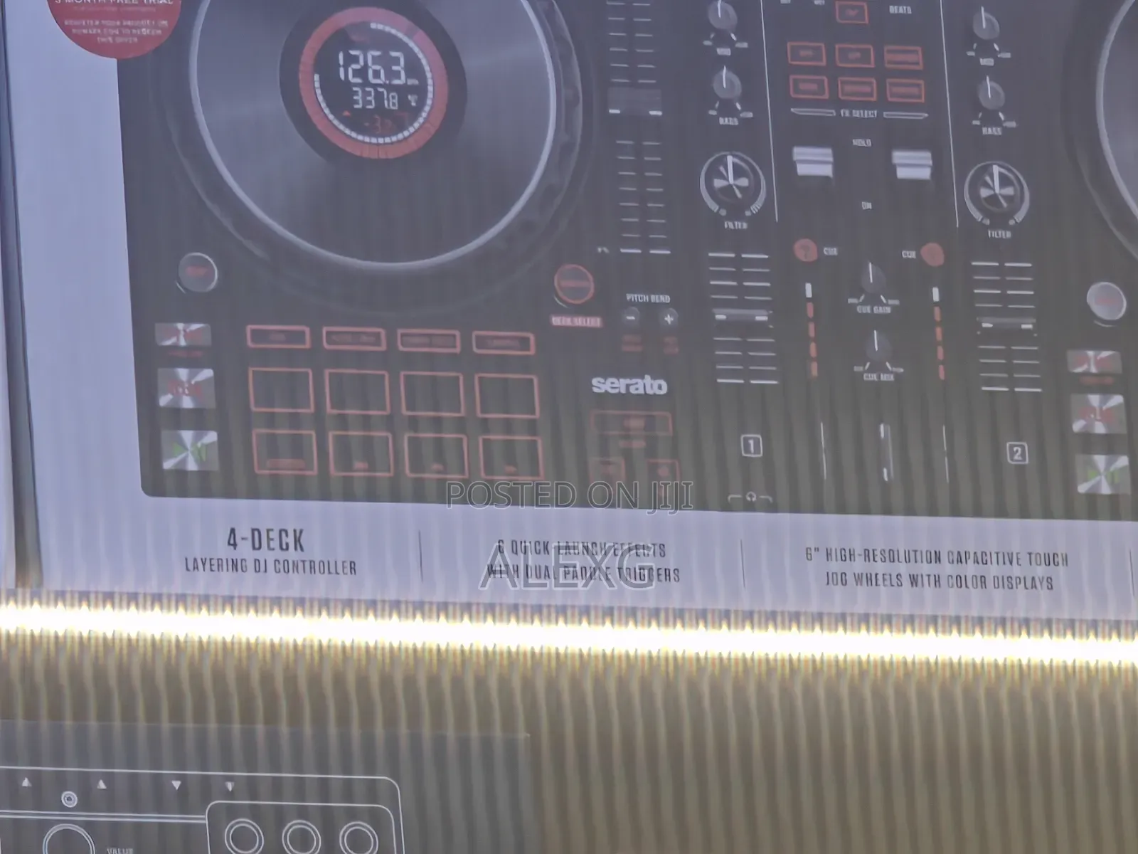 Numark Mixtrack Platinum Fx