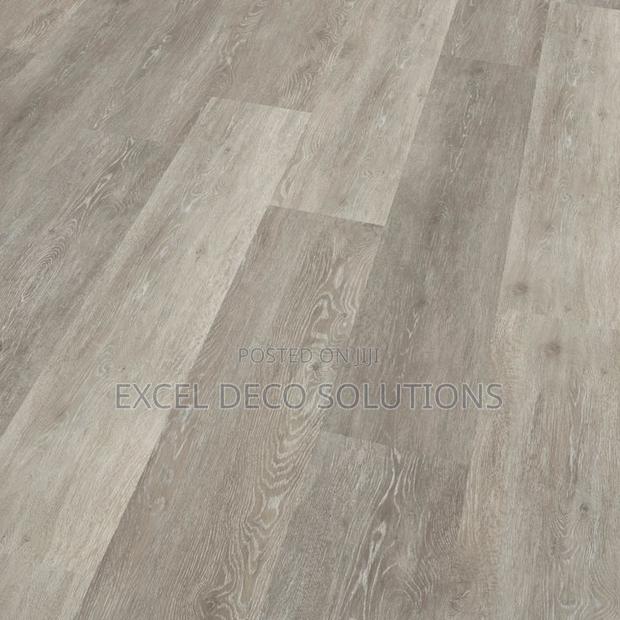 Budget Friendly Wood Flooring- LVT Vinyl Planks