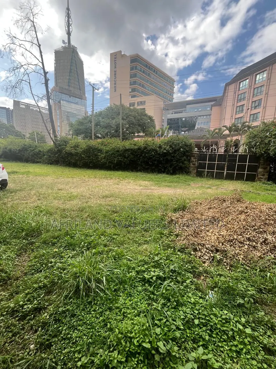 1 Acre Land for Sale in Upperhill