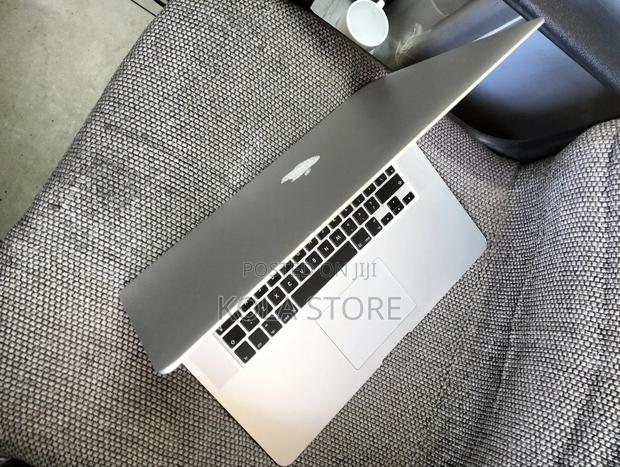 Laptop Apple MacBook Pro 2015 16GB Intel Core I7 SSD 512GB - main view