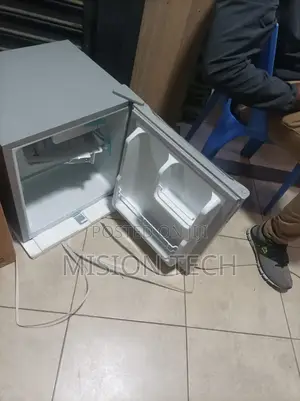 Premier 50l Office Fridge\ 