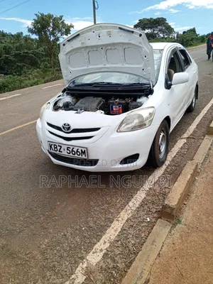 Toyota Belta 2007 White
