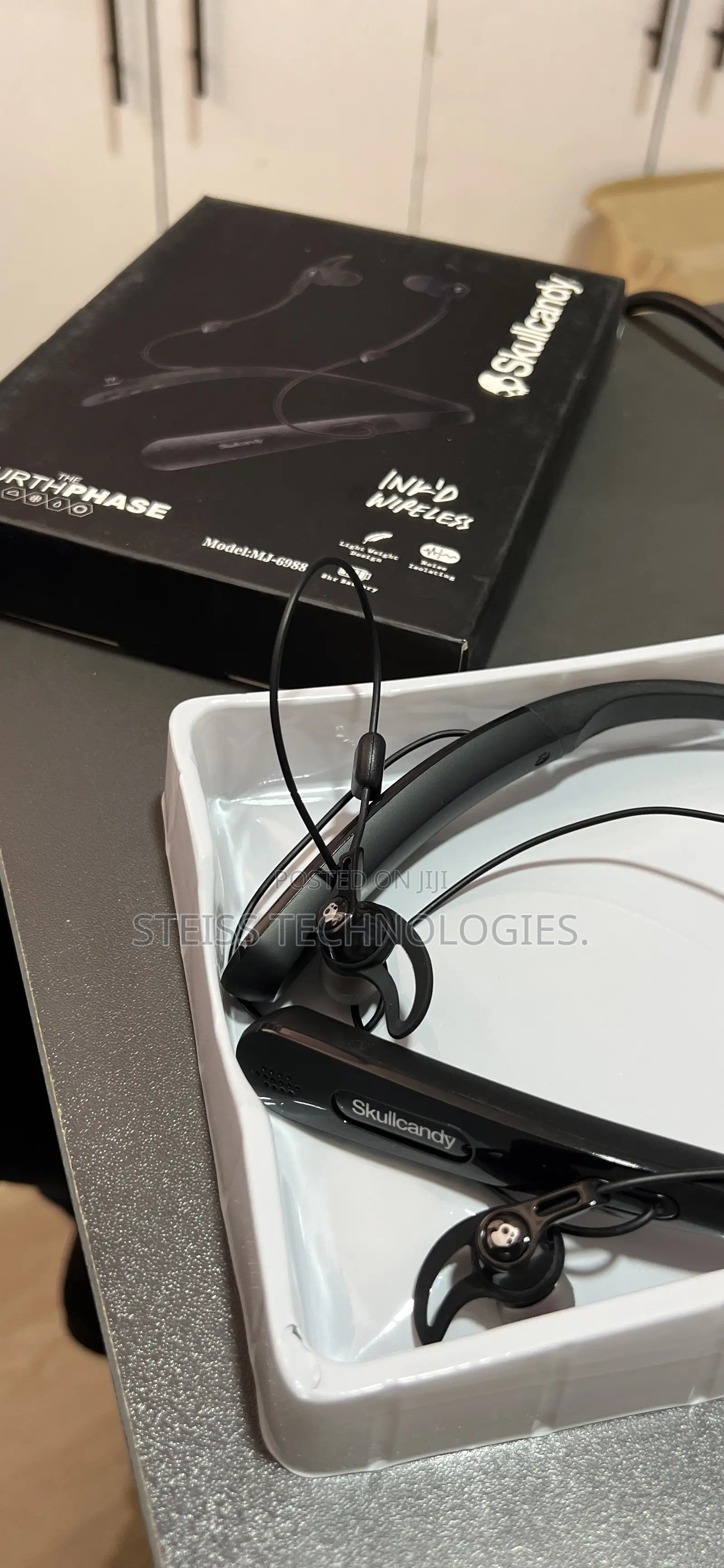 Skullcandy Mj 6899 Wireless Neckband