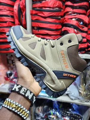 Skyview Hiking Boot Brown