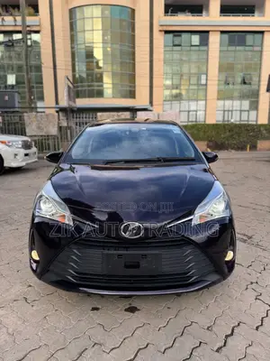 Toyota Vitz 1.0 FWD 5dr 2018 Purple