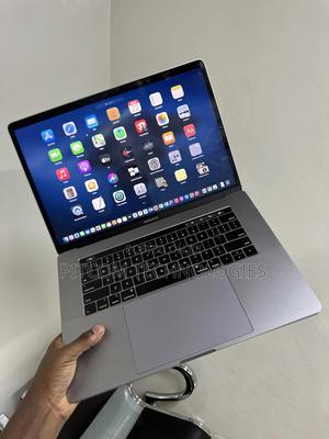 Laptop Apple MacBook Pro 2018 16GB Intel Core I7 SSD 500GB - main view