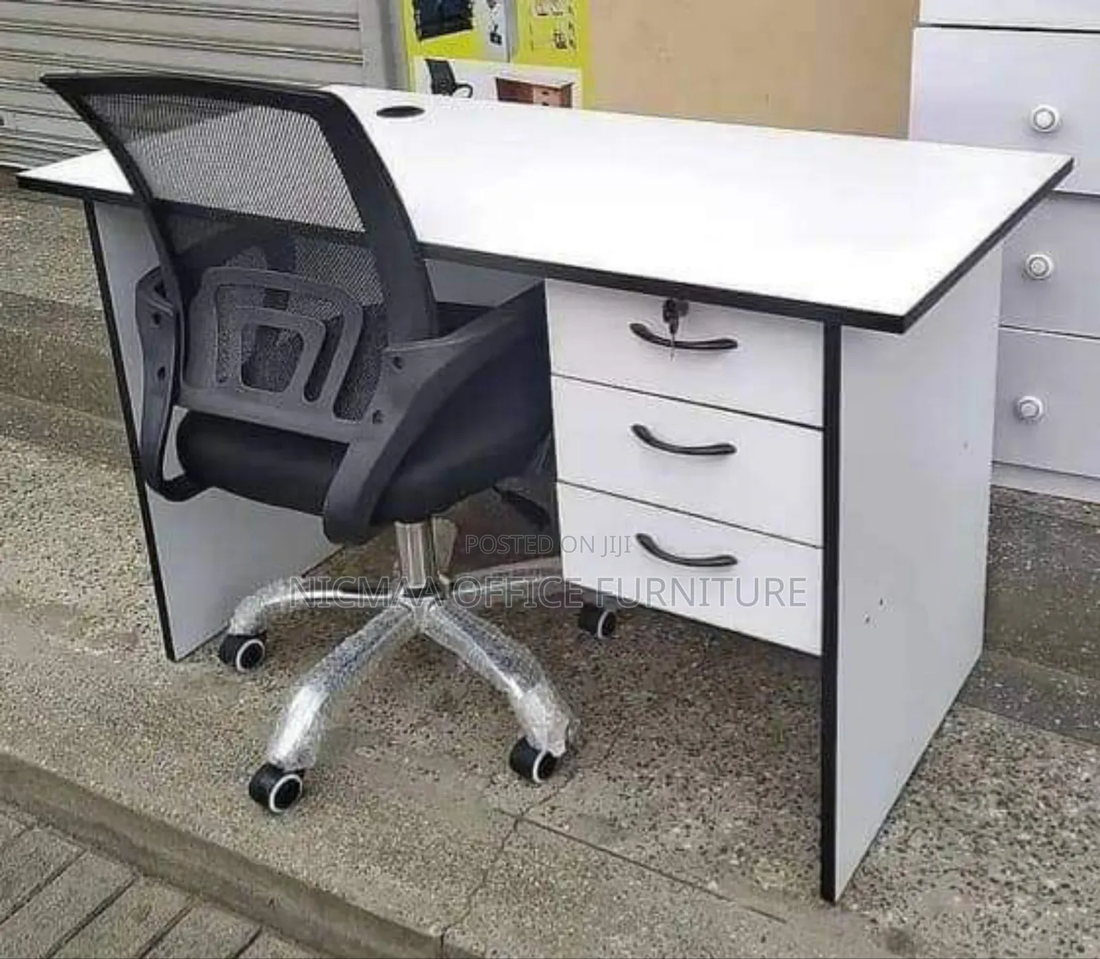 0.9m Office Desk And Chair Combo