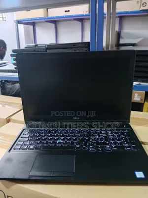 Laptop Dell Latitude 15 5580 8GB Intel Core I5 SSD 256GB