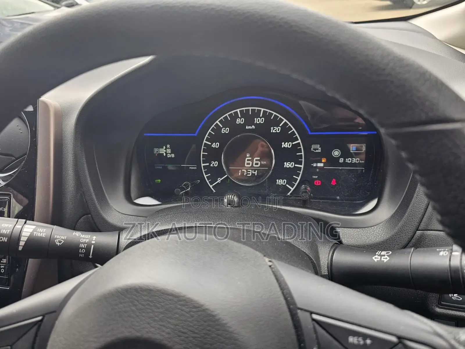 Nissan Note 2018 Orange