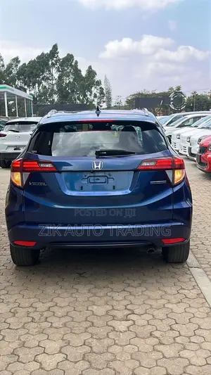 Honda Vezel 2017 Blue