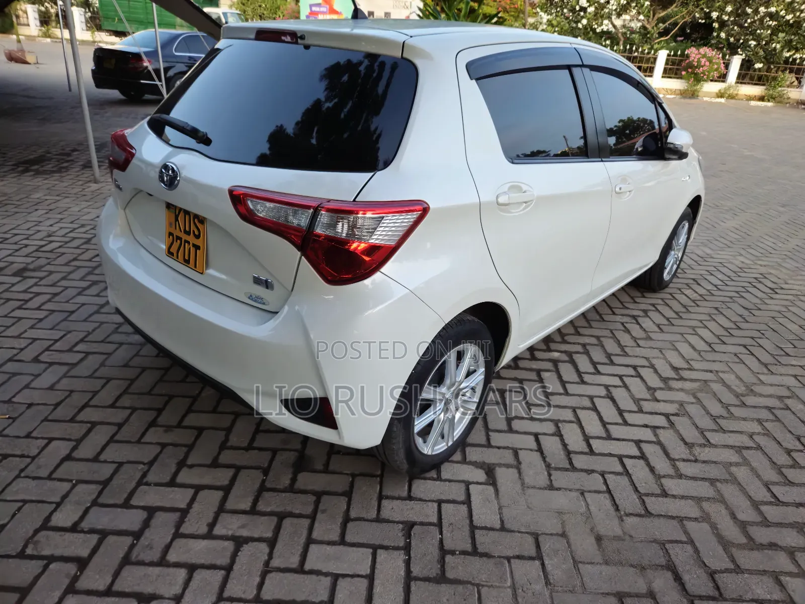 Toyota Vitz 2019 White