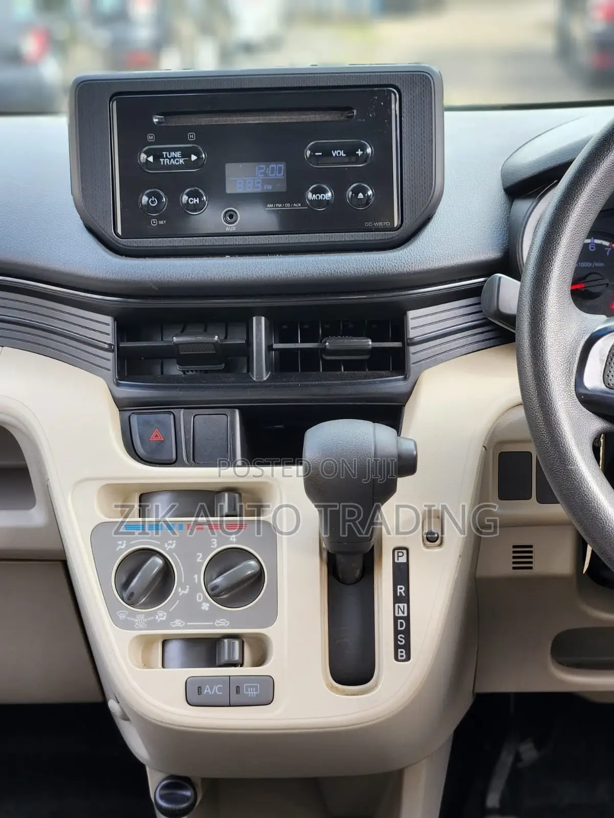 Daihatsu Move 2018 White
