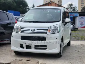 Daihatsu Move 2018 White