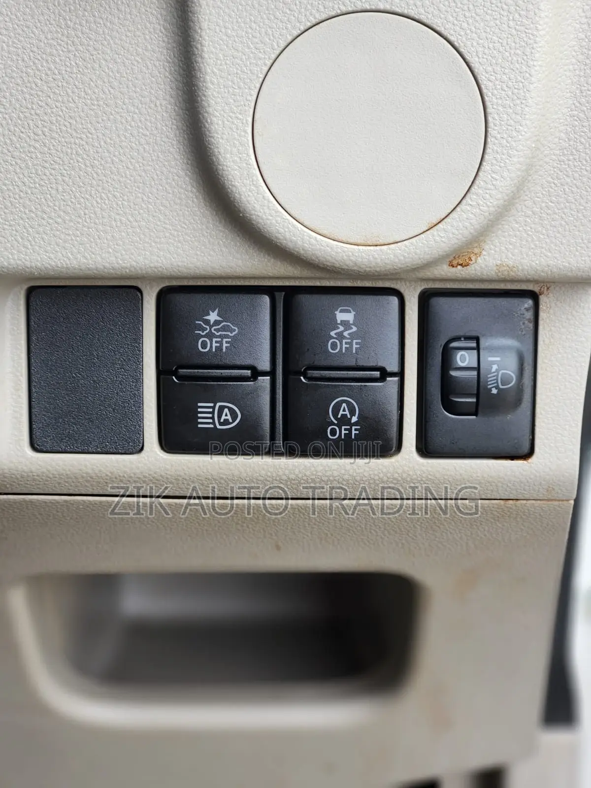 Daihatsu Move 2018 White