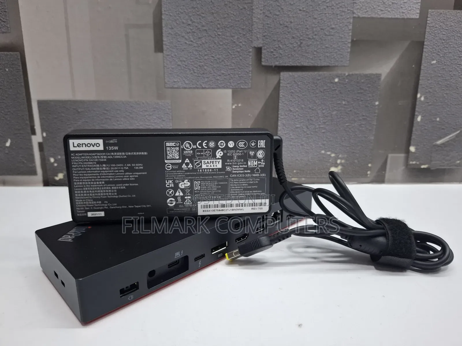 Thinkpad Universal Thunderbolt 4 Smart Dock