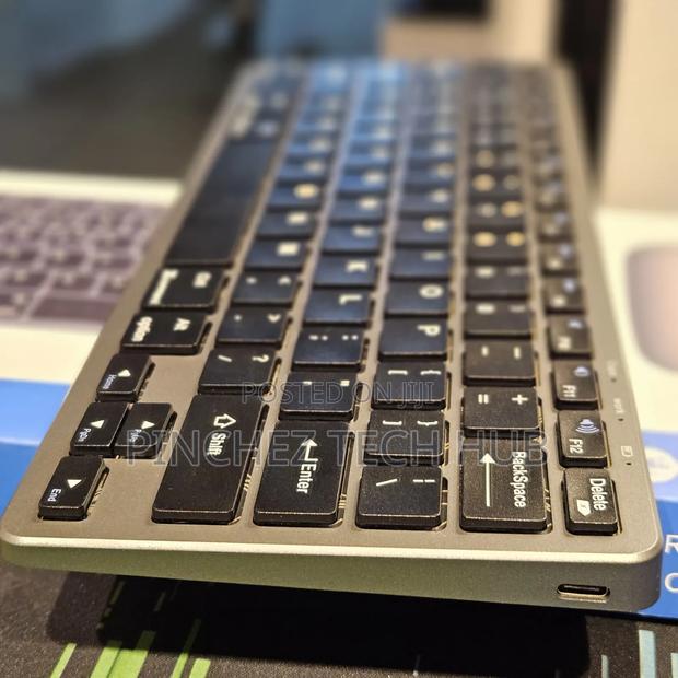 Wireless Bt + Mouse Combo - thumbnail 4