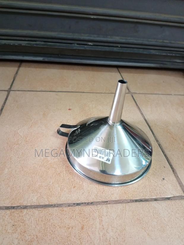 Stainless Steel Funnel Diameter 14cm - thumbnail 4
