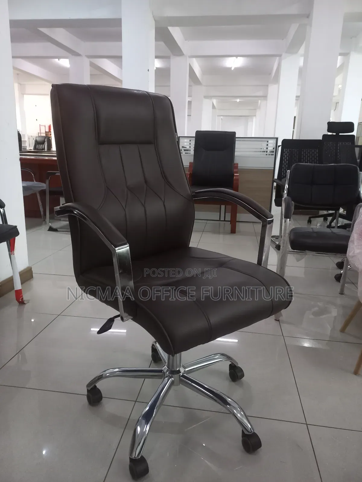 Executive Office Seat