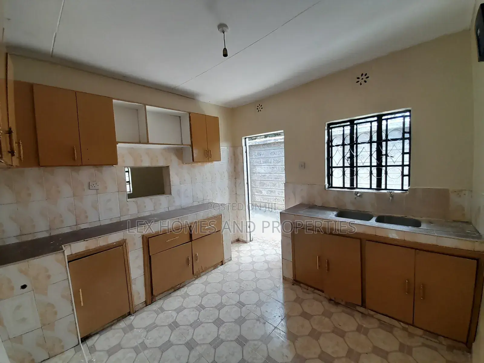 3bdrm Bungalow in Rimpa for sale