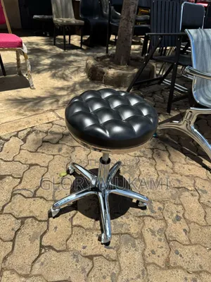 Black Adjustable Pedicure Stool