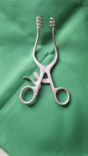 Weitlainer Retractor