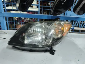 Toyota Voltz Headlight Available