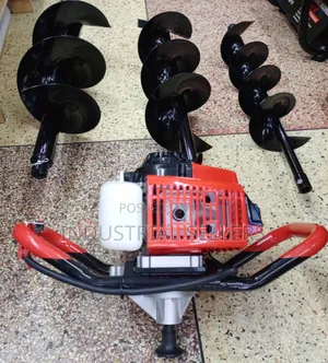 2 Stroke Earth Augier With 3 Drill Bits