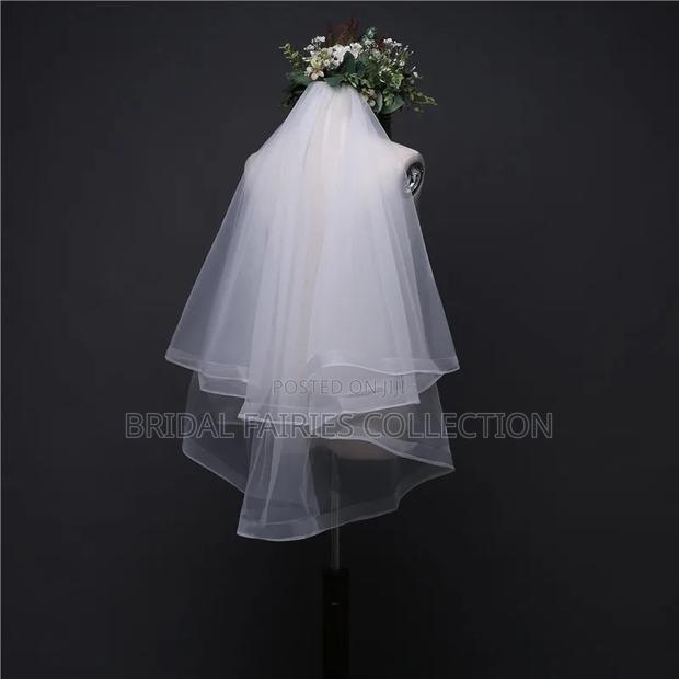 Short Wedding Veil - thumbnail 2