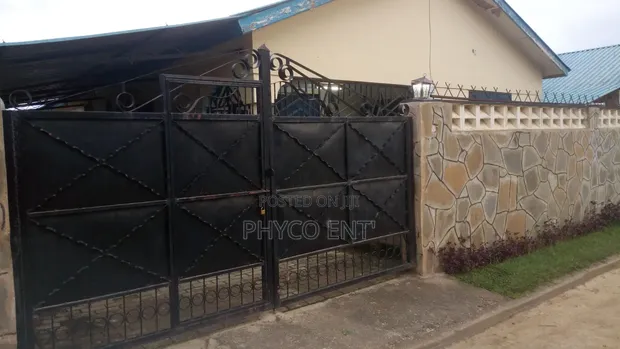 3bdrm Bungalow in Blue Estate, Kiembeni for sale